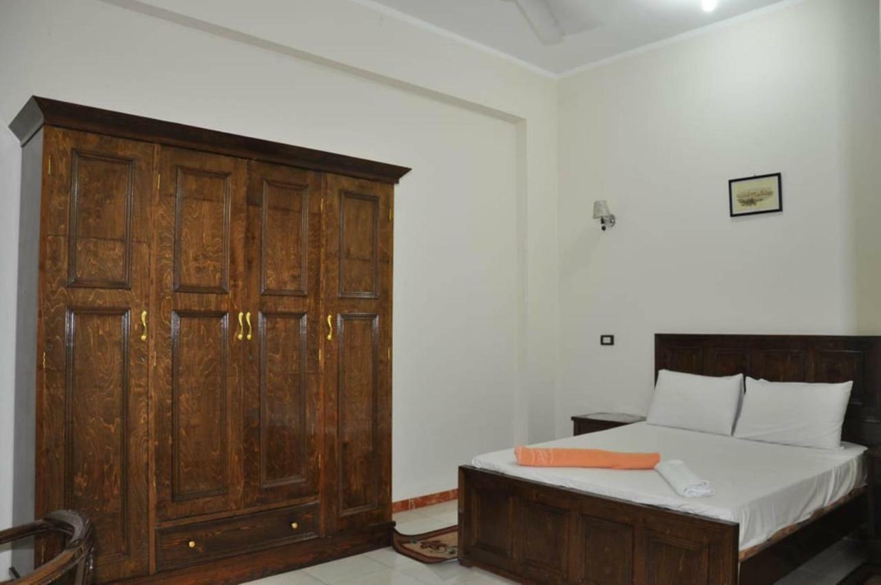 White Villa Luxor Esterno foto